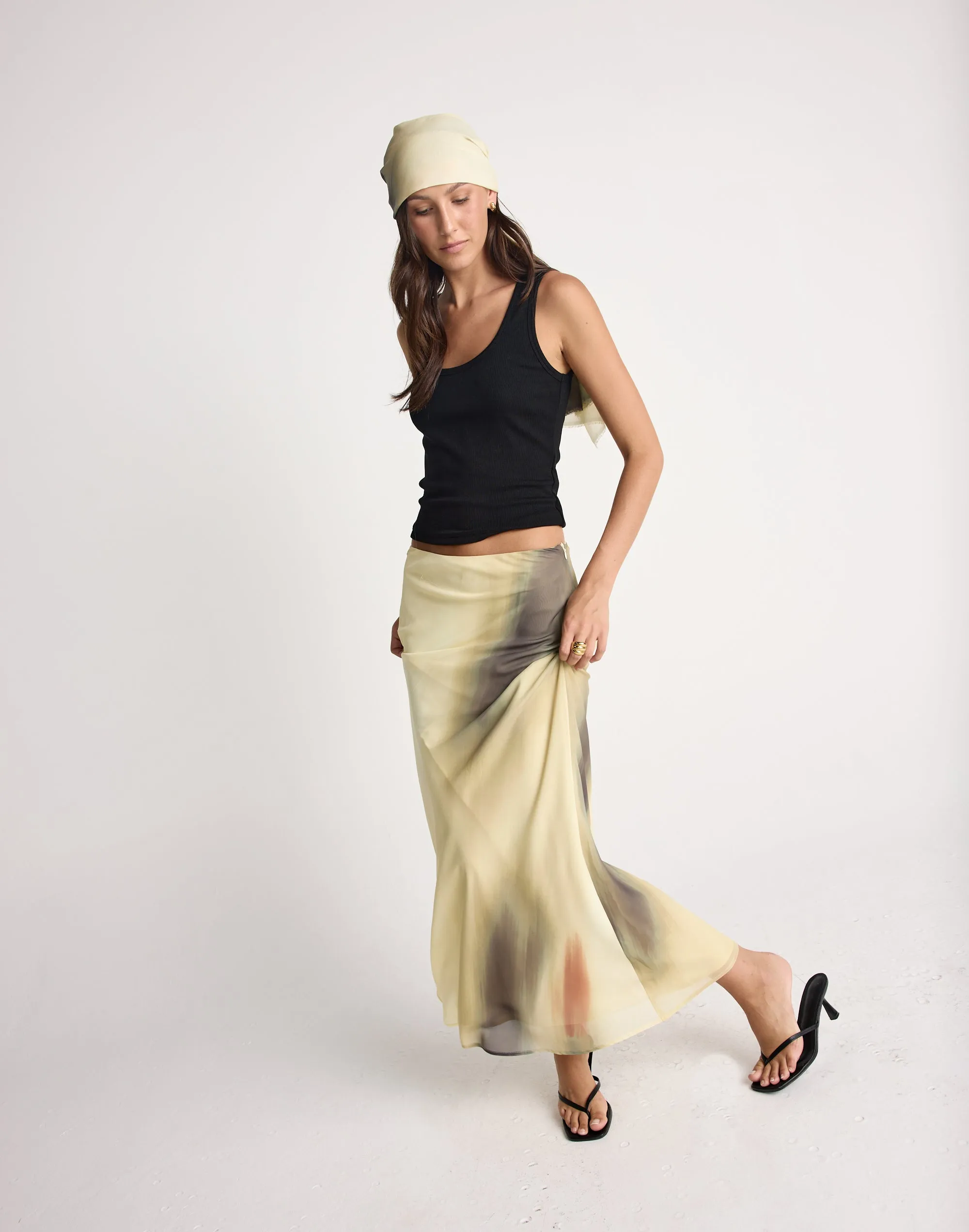 Adrina Maxi Skirt (Magnolia)