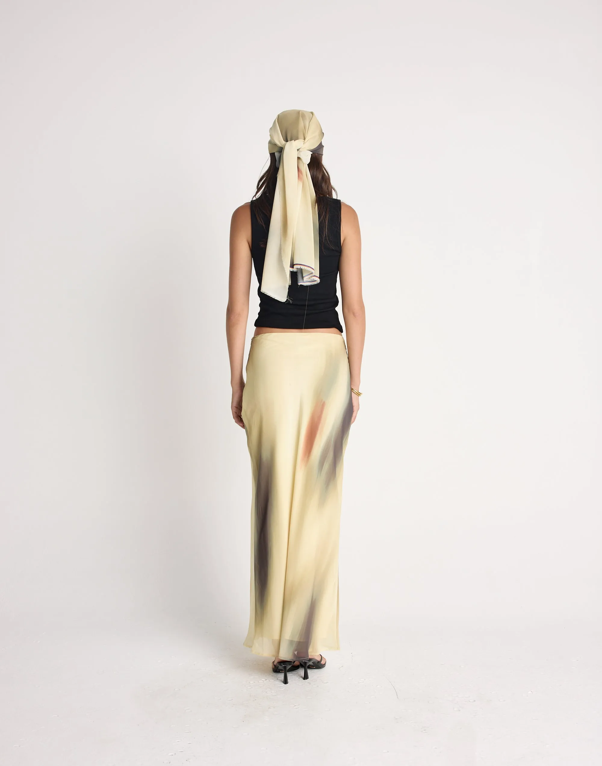 Adrina Maxi Skirt (Magnolia)