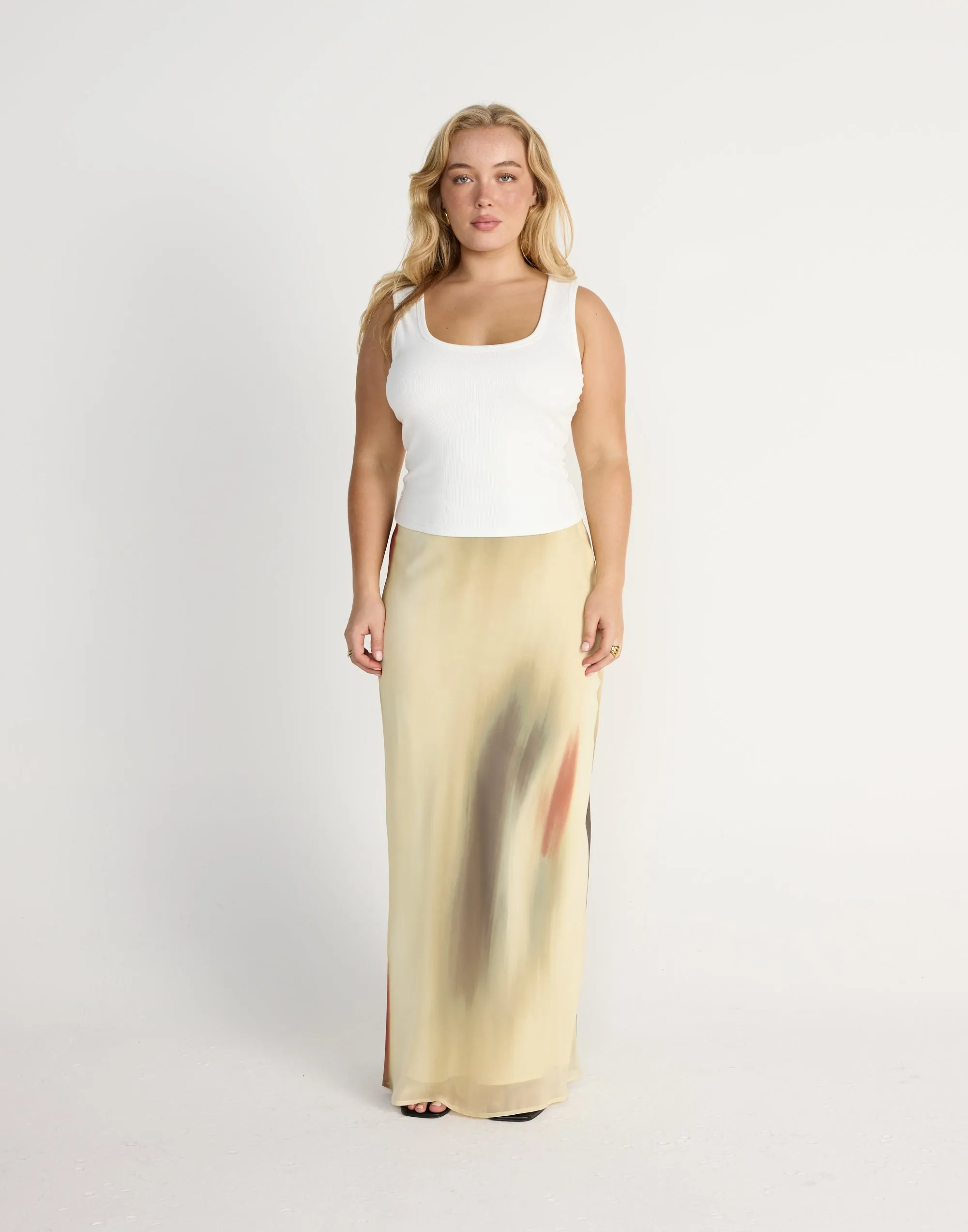 Adrina Maxi Skirt (Magnolia)