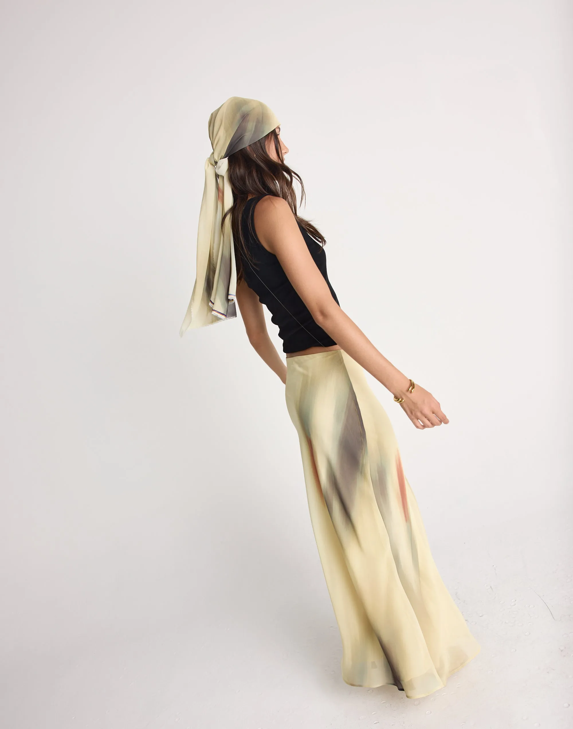 Adrina Maxi Skirt (Magnolia)