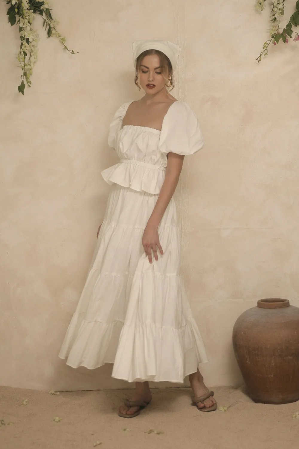 ALBA SET Balloon Sleeve Gartered Top with Four-Layer Midi Skirt (White Linen)