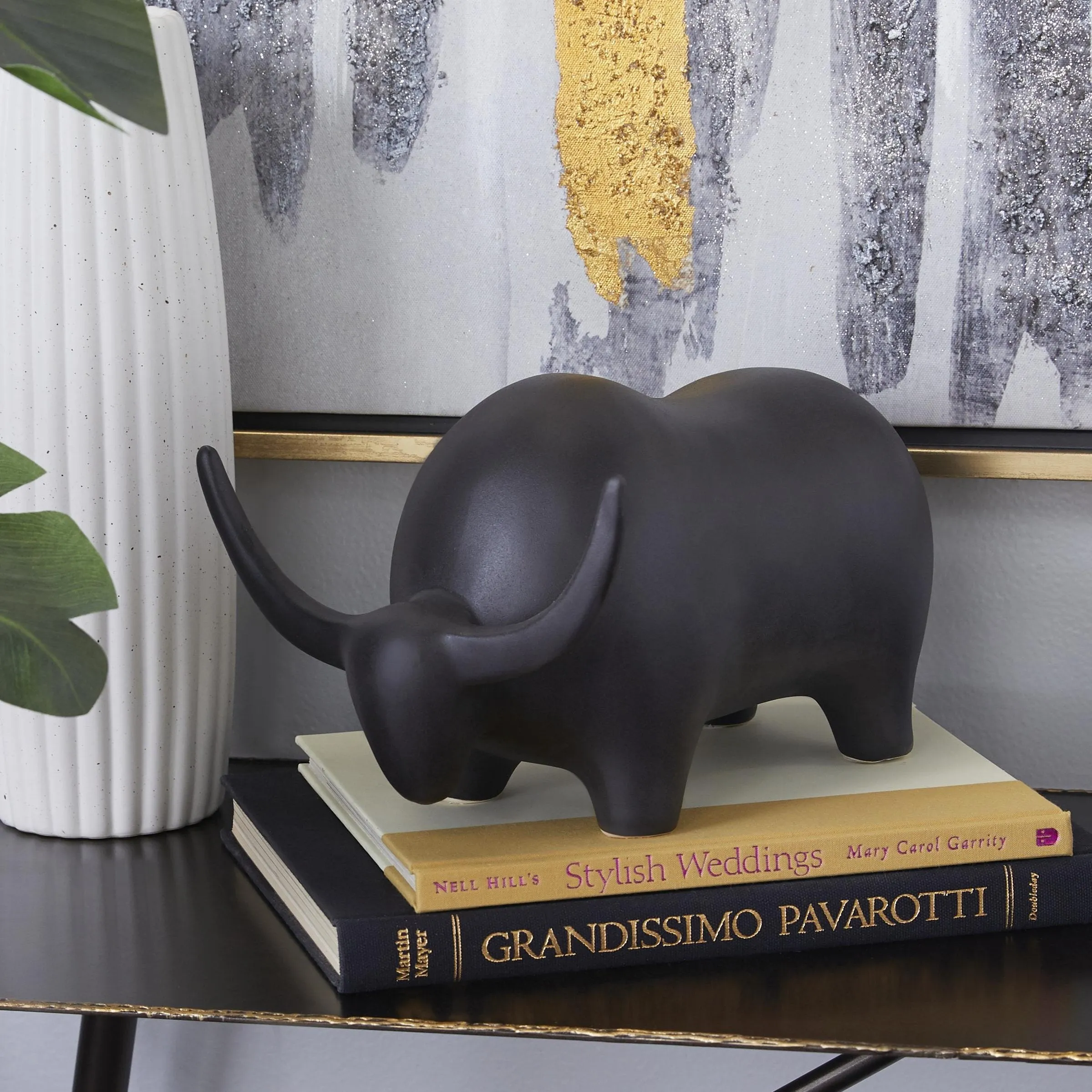 BLACK CERAMIC BULL