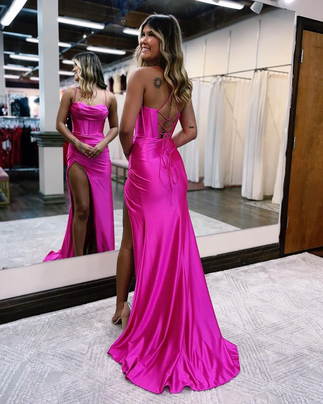 Classic Spaghetti Strap Sleeveless Mermaid Prom Dresses With Ruffles Long