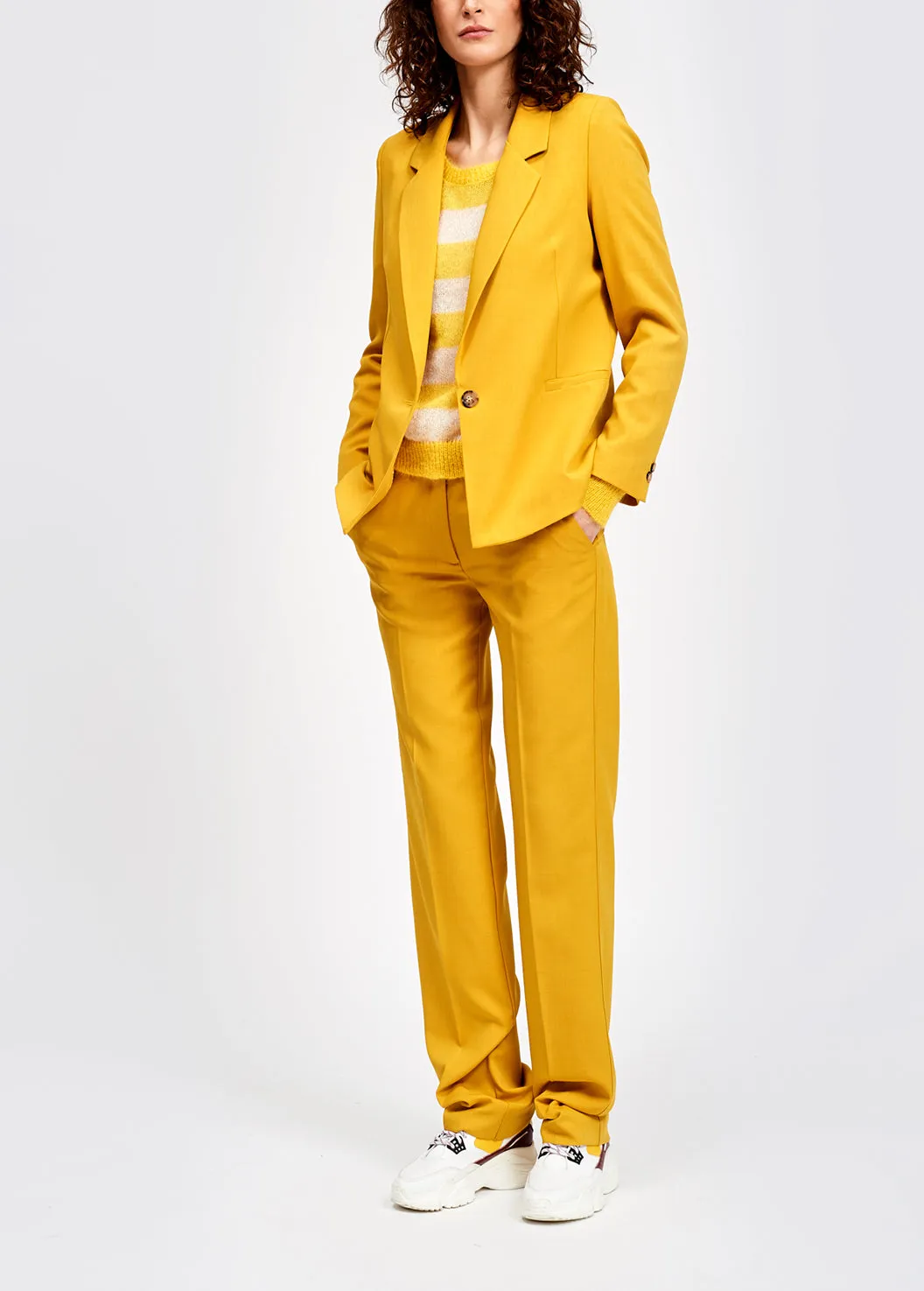 Classic yellow blazer