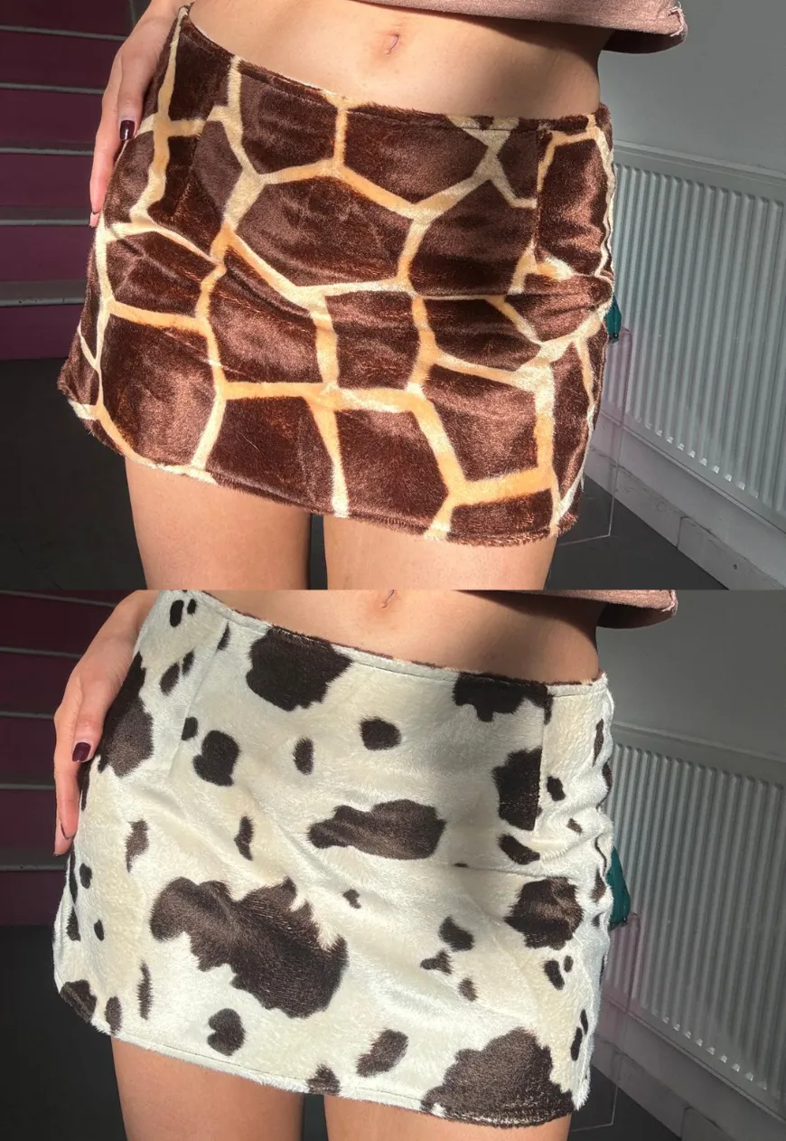 COW/GIRAFFE REVERSIBLE MINI SKIRT