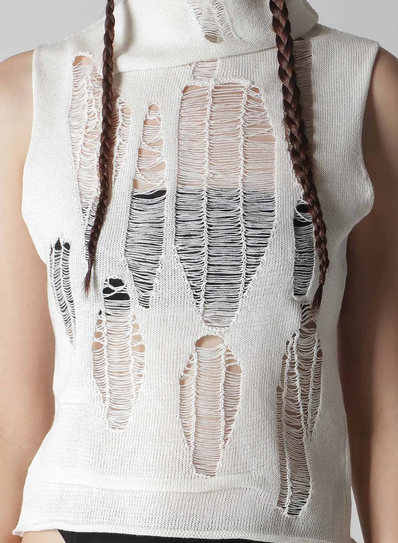 CRUSH PLAIN STITCH CRUSHED SLEEVELESS KNIT