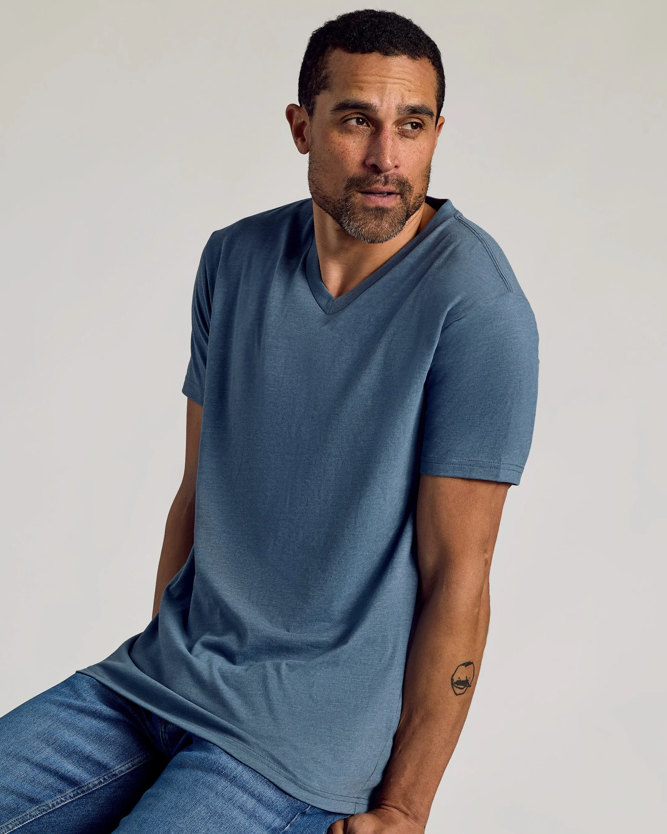 Dark Heather Tempest V-Neck Tee