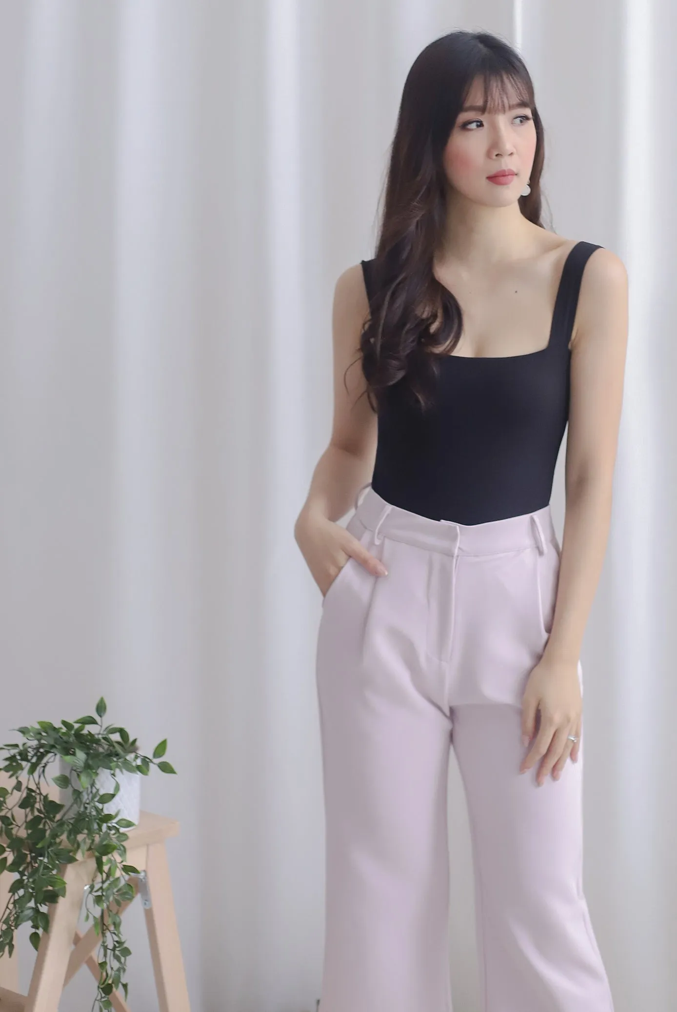 Hera Square Neck Bodysuit In Black
