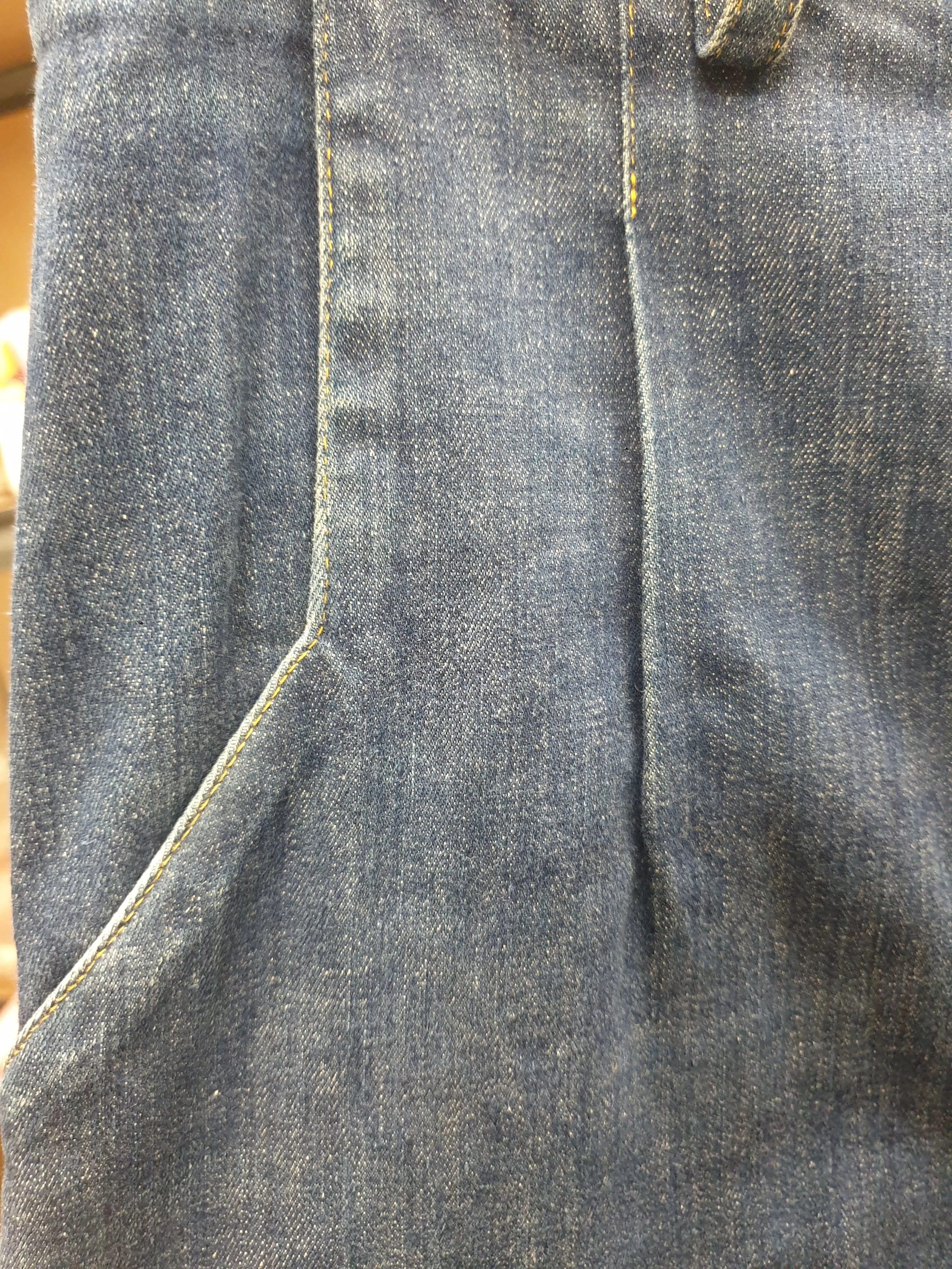 Kuwaii mid denim wide leg jeans size 8