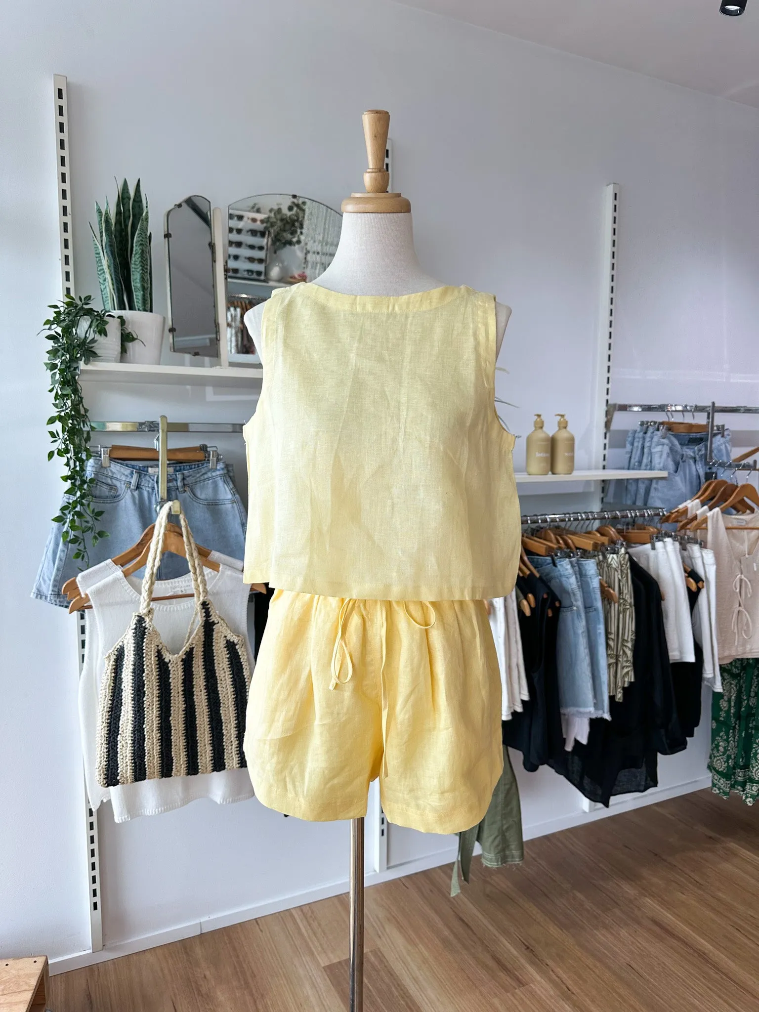 Lola Linen Top