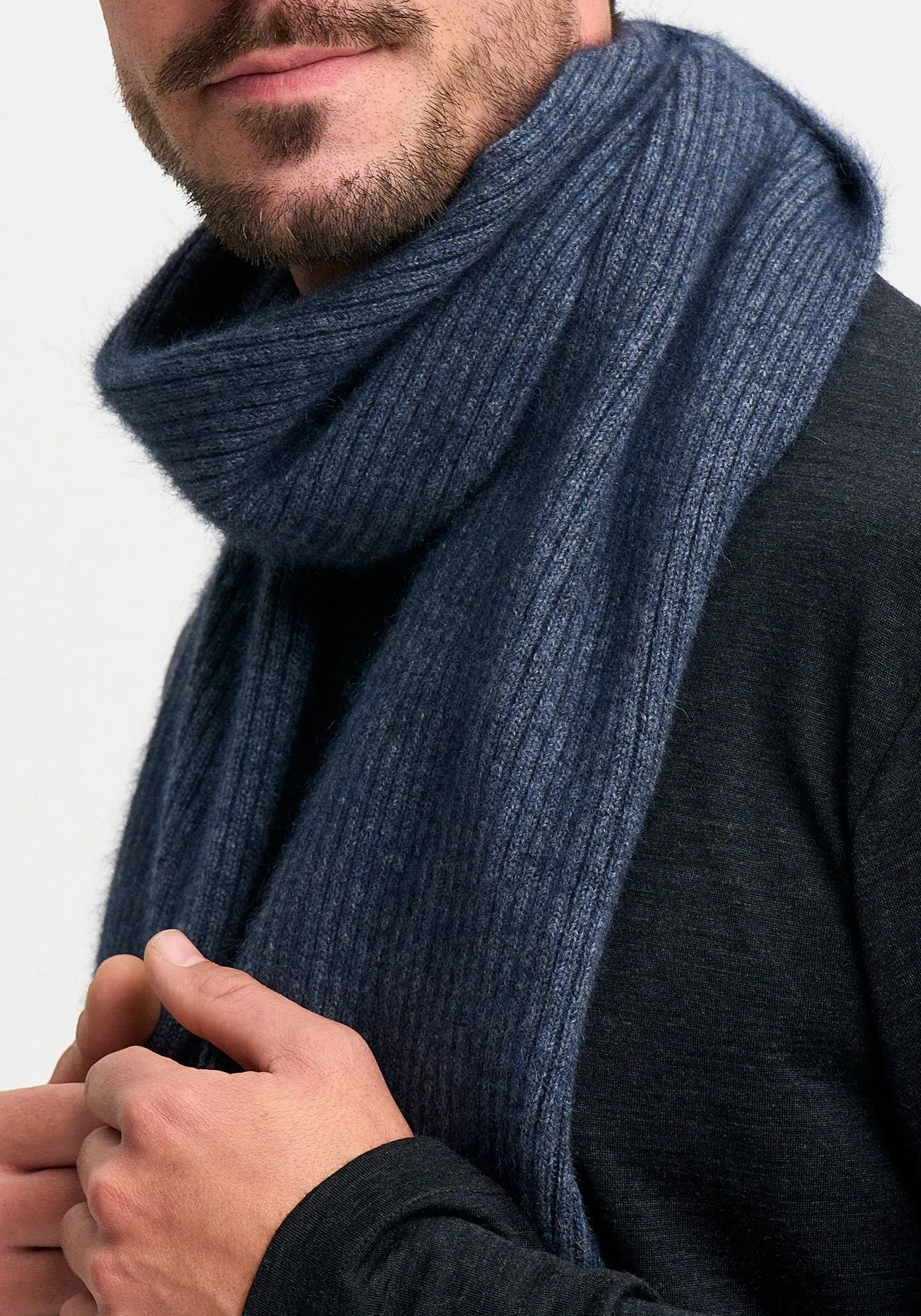 RIBBED SCARF