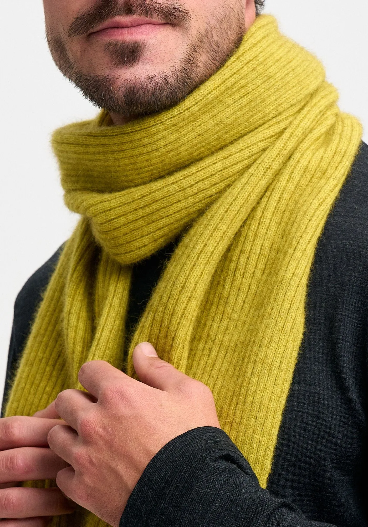 RIBBED SCARF