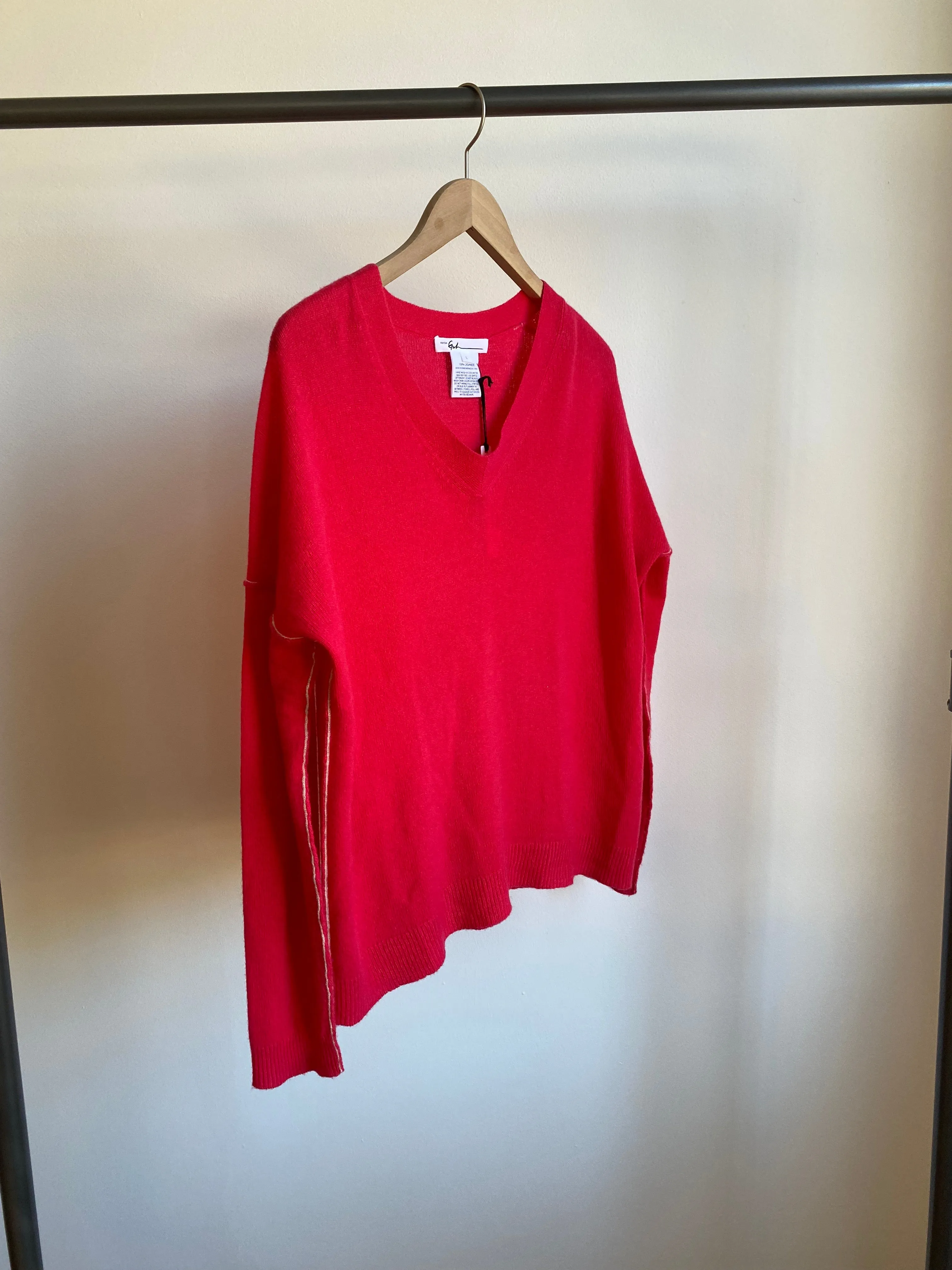 V-Neck Pullover, Hot Pink