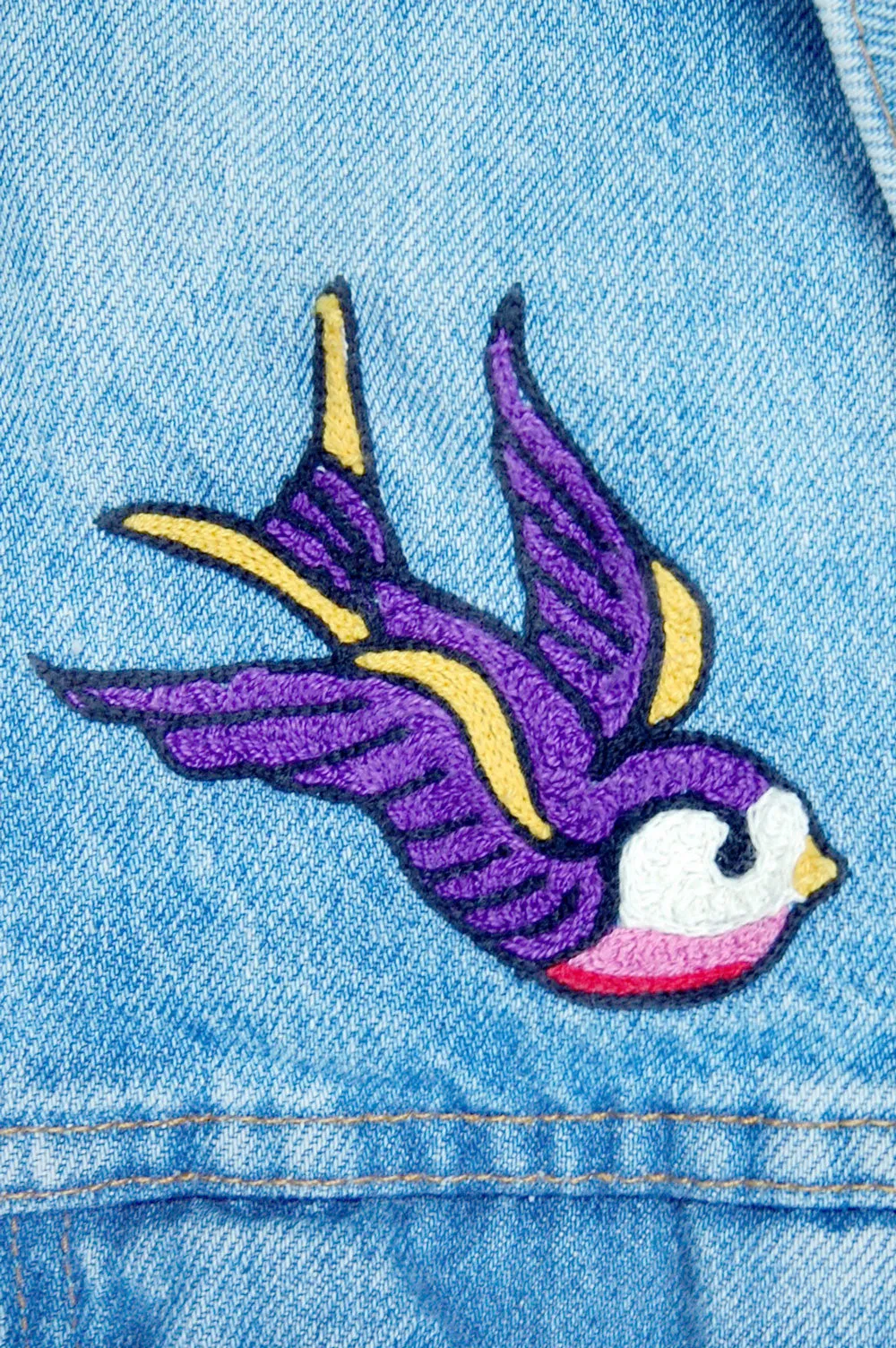 Vintage USA 1980's Custom Swallows 4 Pocket Super Wash Denim Truckers Jacket (JYJ-061)