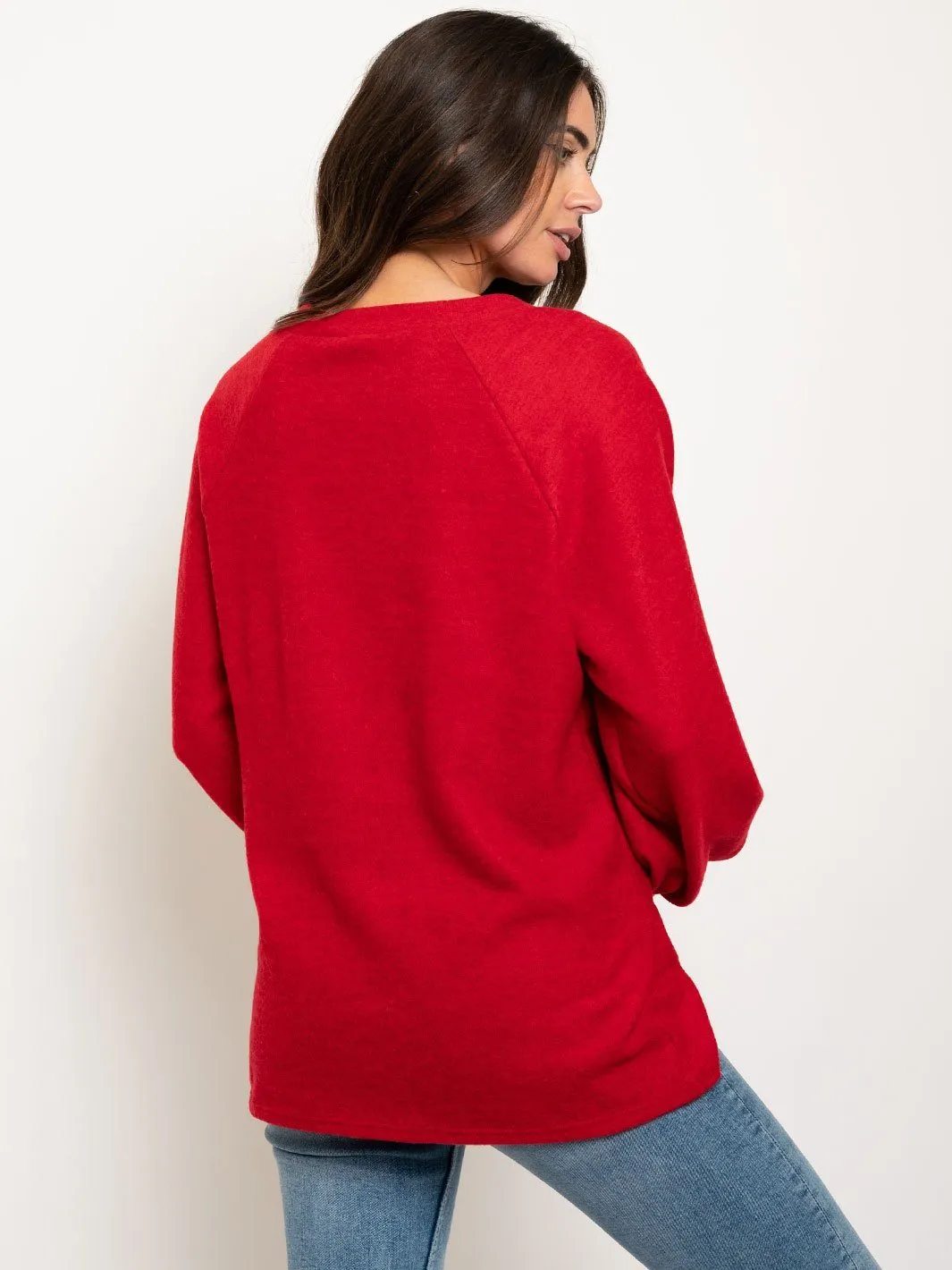 WOMEN'S LONG SLEEVE V-NECK  TOP
